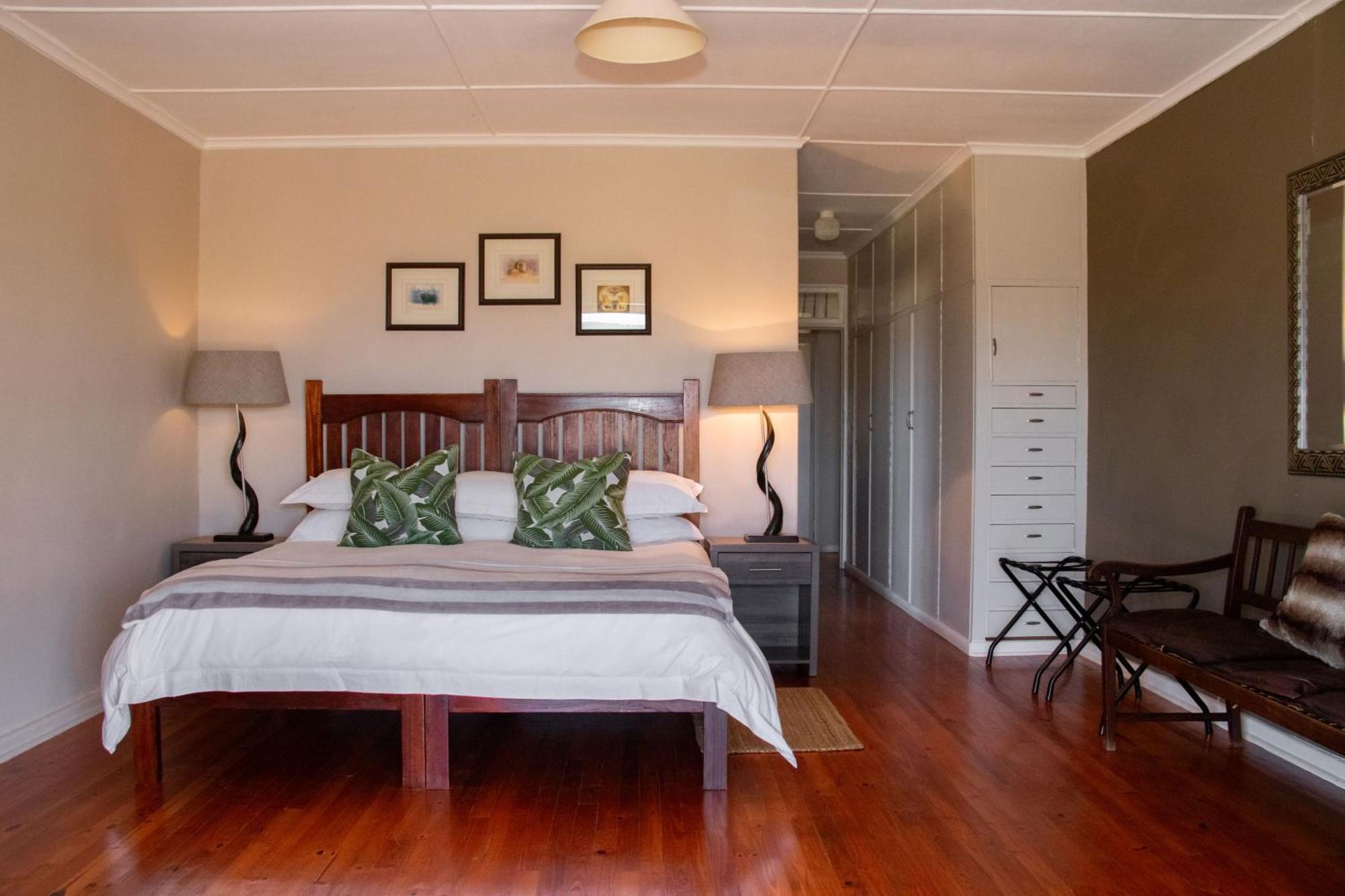 The Ranch House At African Safari Lodge Grahamstown Esterno foto